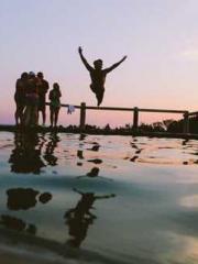 Rebirth in 1970: Eat